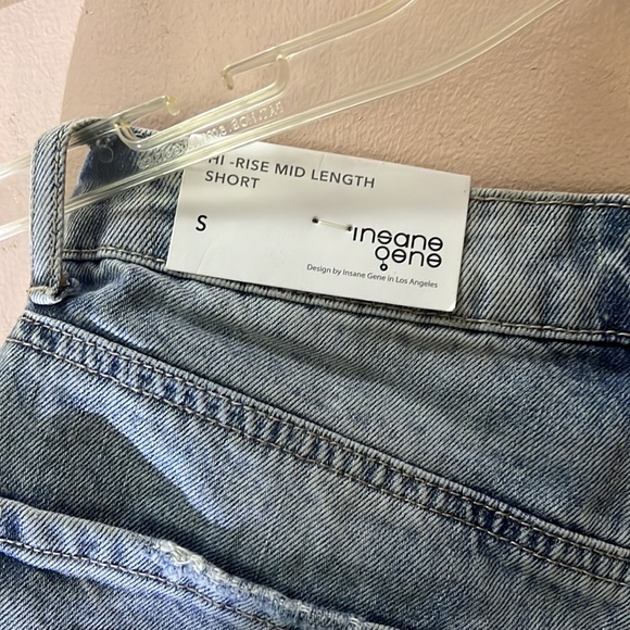 Woman’s Jean shorts size small - Picture 6 of 6